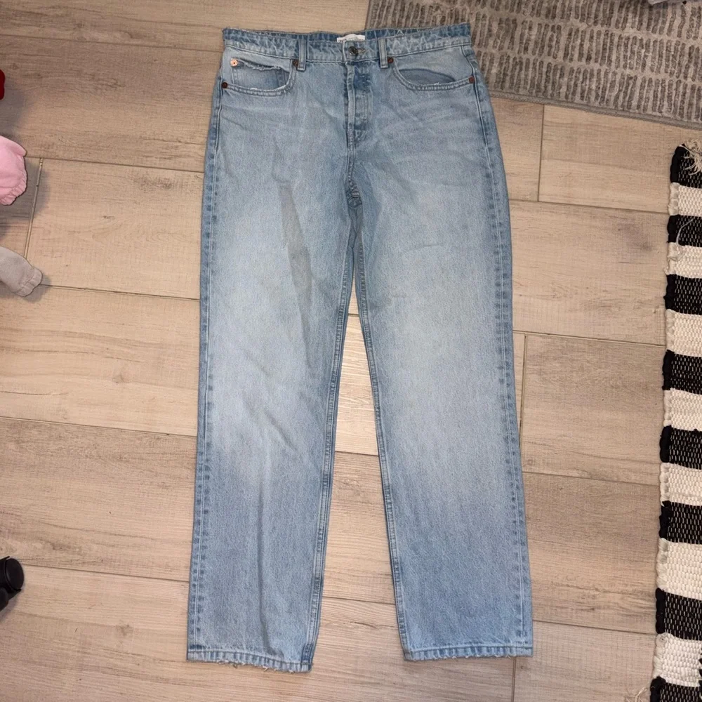 Zara Straight Leg Light Wash Jeans - Picture 1 of 6